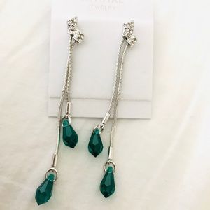 Swarovski crystal earrings - Green color